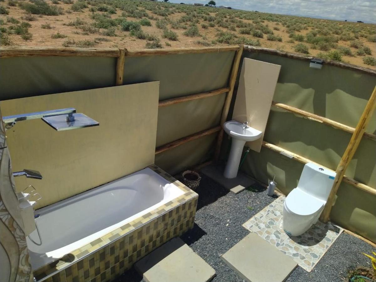 Amanya 1-Bed Leopard Tent อัมโบเซลี ภายนอก รูปภาพ