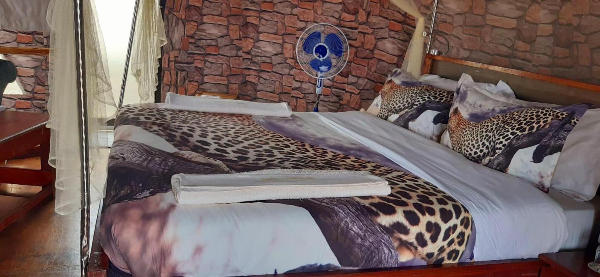 Amanya 1-Bed Leopard Tent อัมโบเซลี ภายนอก รูปภาพ
